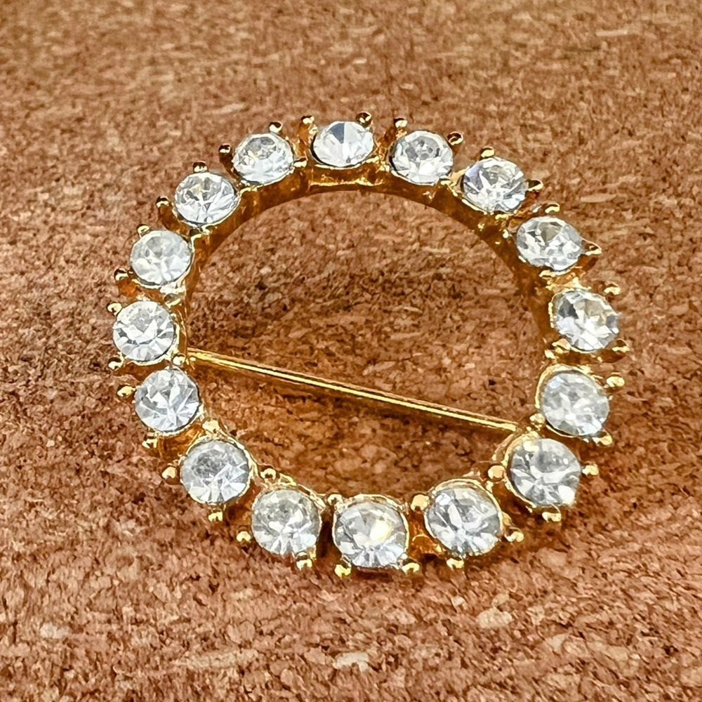 Vintage Gold and Rhinestone Crystal Brooch